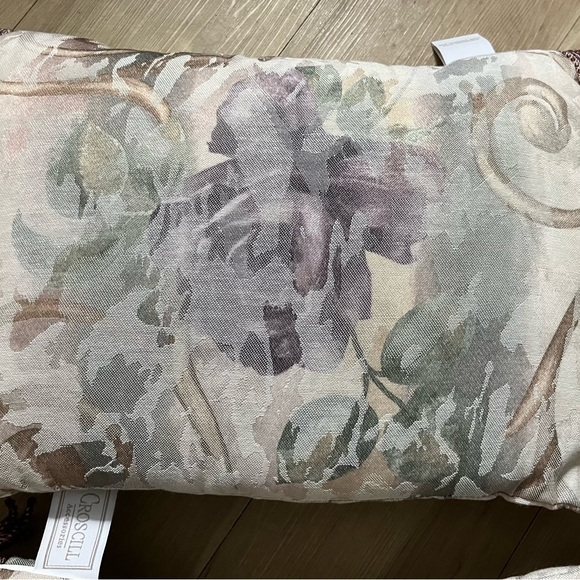 (2) Croscill Chambord Cassis Purple Rose Rectangular Fringed Pillows 14” x 11” - Picture 2 of 8